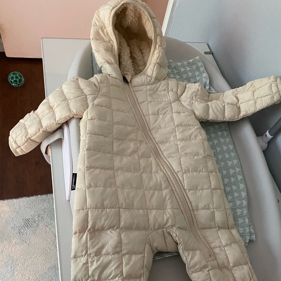 North Face winter one piece (3-6) months